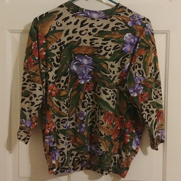 B & L 3/4 sleeve shirt - Picture 2 of 4